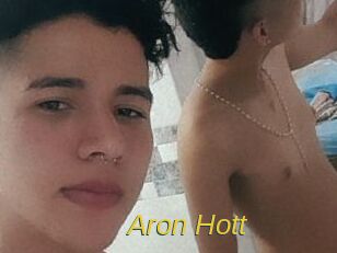 Aron_Hott