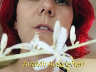 AvaMirAusziehen