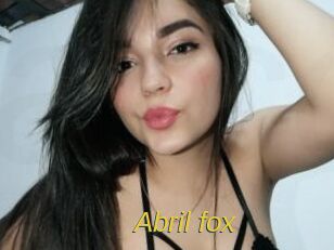Abril_fox