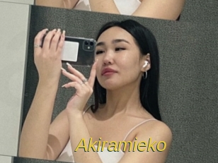 Akiramieko