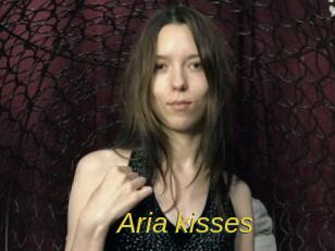 Aria_kisses