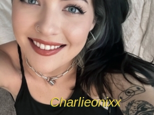 Charlieonixx