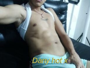 Dany_hot_x