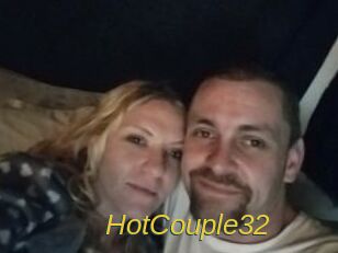 HotCouple32