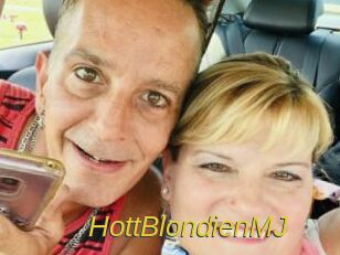 HottBlondienMJ