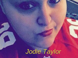 Jodie_Taylor