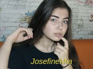JosefineMia