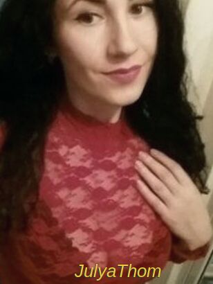 JulyaThom