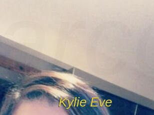 Kylie_Eve