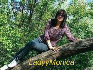 LadyyMonica