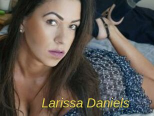 Larissa_Daniels