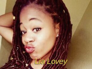 Lia_Lovey