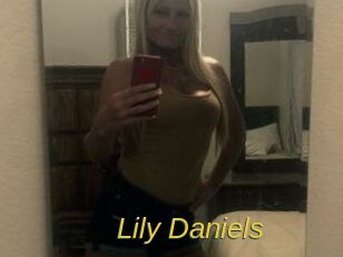 Lily_Daniels
