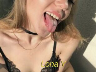 Lona_Y