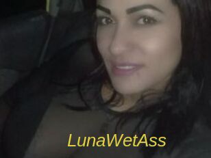 LunaWetAss
