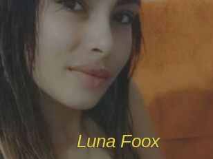 Luna_Foox