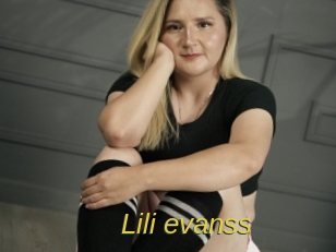 Lili_evanss