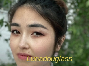 Lunadouglass