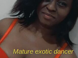 Mature_exotic_dancer