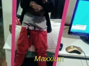 Maxxium
