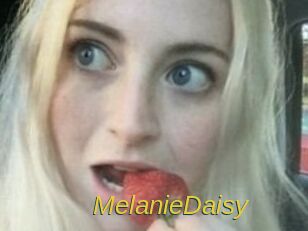 Melanie_Daisy
