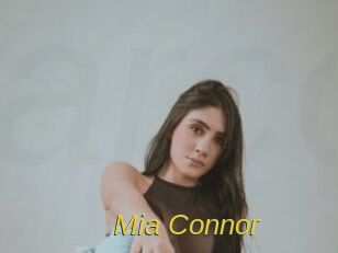 Mia_Connor