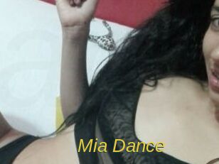 Mia_Dance