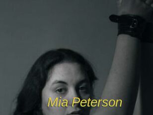 Mia_Peterson