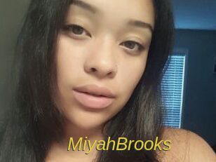 Miyah_Brooks