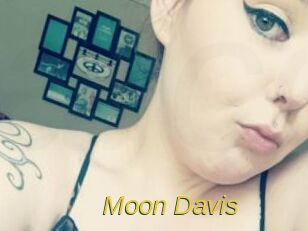 Moon_Davis