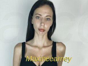 Maxineearney