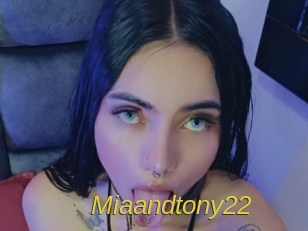 Miaandtony22