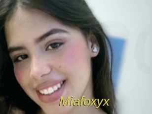 Miafoxyx