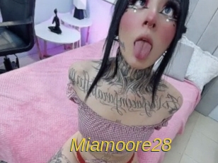 Miamoore28