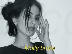 Molly_broke