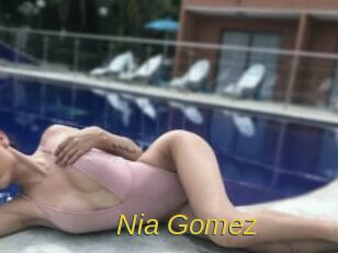 Nia_Gomez
