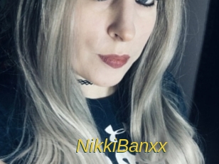 NikkiBanxx