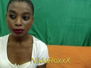 NikkiRoxxX