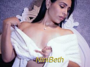 NiniBeth