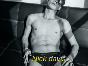 Nick_davis