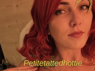 Petitetattedhottie