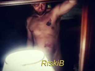 RiskiB