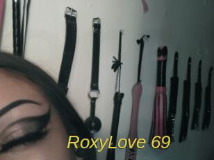 RoxyLove_69