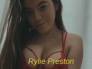 Rylie_Preston