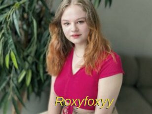 Roxyfoxyy