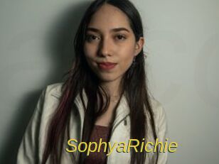 SophyaRichie