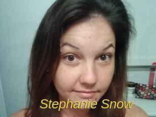 Stephanie_Snow
