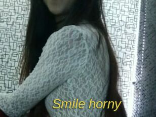 Smile_horny