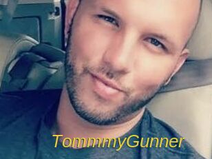 TommmyGunner