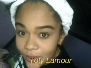 Toty_Lamour